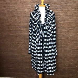 Light weight cotton duster.